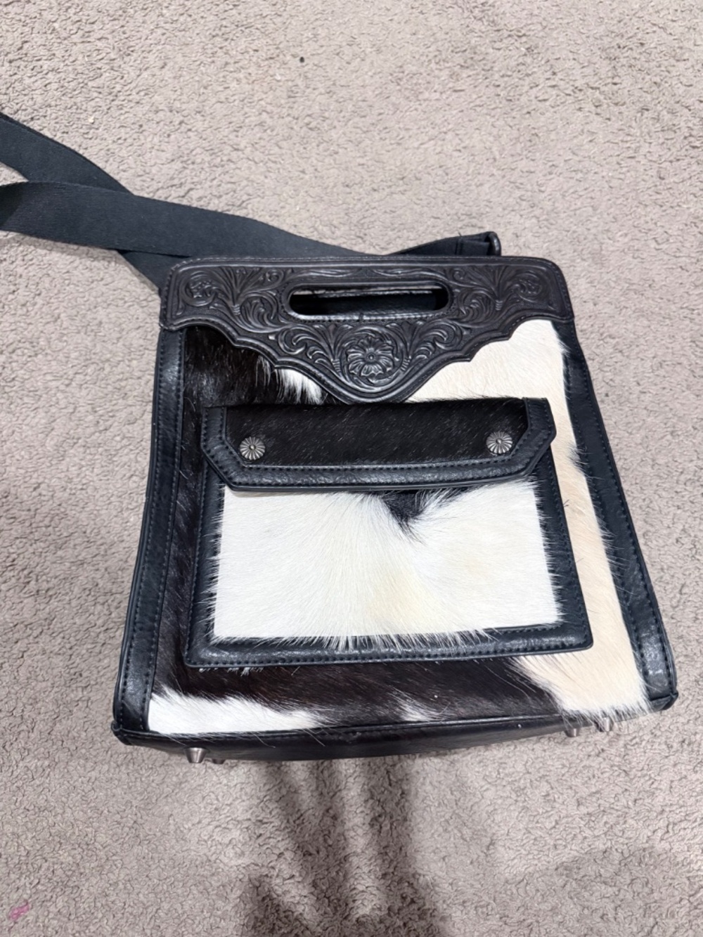 Trinity Ranch Tooled Leather Crossbody - Picture 2 of 4
